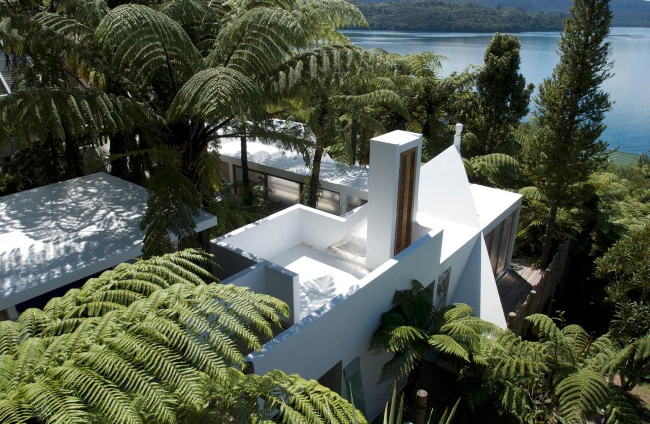 Te Whare -Lake Tarawera Tree-Top Nest Extérieur photo